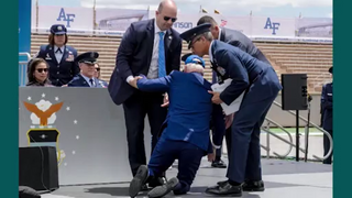 Biden Falls At US Air Force Academy Graduation Ceremony