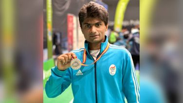 IAS officer Suhas LY bags silver in Spanish Para Badminton International