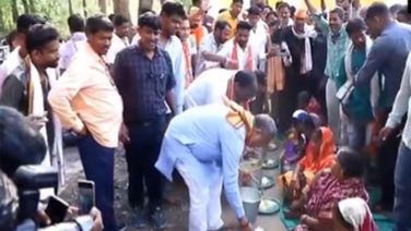 BJP's Dharmendra Pradhan Serves Food To Party Leaders, Supporters
