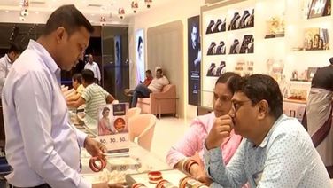 Odisha: People Visit Jewellery Stores In Large Numbers On Dhanteras