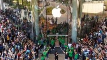 Apple to open four more exclusive retail stores in India