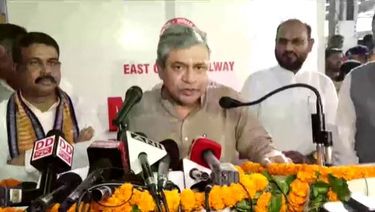 Cuttack Railway Station to get world-class makeover soon: Ashwni Vaishnaw