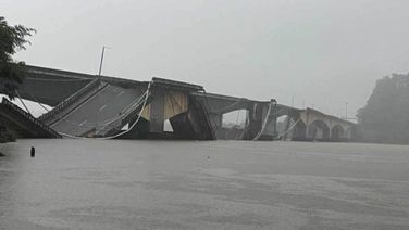 Bridge Over Kali River Collapses In Karnataka, Miraculous Escape For Truck Driver