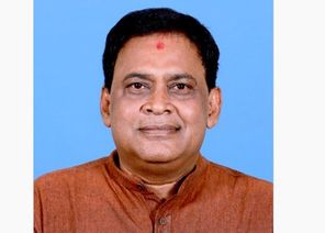Odisha Health Minister Naba Das shot at by police ASI, airlifted to Bhubaneswar