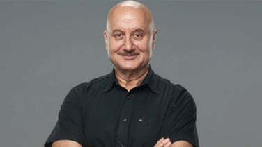 Anupam Kher Recounts His Journey Of 40 Years In Cinema, Urges Everyone To Be A Dreamer