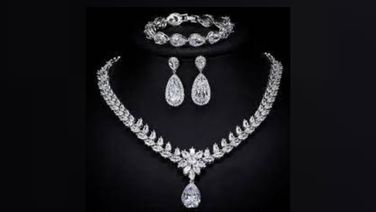 Diamond Prices Dip Globally With Consumers Choosing Services Over Jewellery