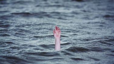 Swell Surge In Sea Kills Five Medicos Off Kanyakumari Beach