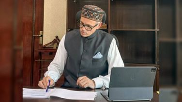 J&K Cabinet Passes Resolution For Restoration Of Statehood