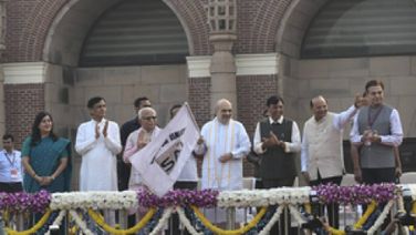 HM Shah Flags Off Run For Unity, Urges People To Pledge For 'Viksit Bharat'