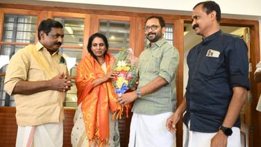 Kerala’s First Woman IPS Officer Joins BJP