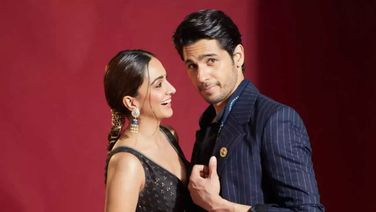 It's official! Sidharth Malhotra, Kiara Advani are now married