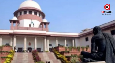 No different rule for MP, MLA, common people on suspension of conviction: SC