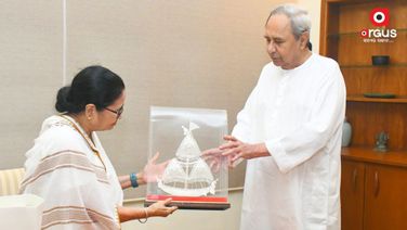 Mamata meets CM Naveen in Bhubaneswar