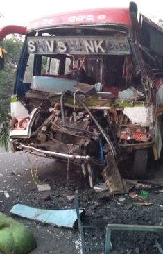 Bus hits truck at Angul; five critical, 30 escape unhurt