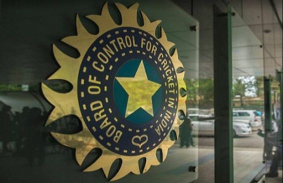 BCCI mulls shifting rest of IPL games to Mumbai: Report