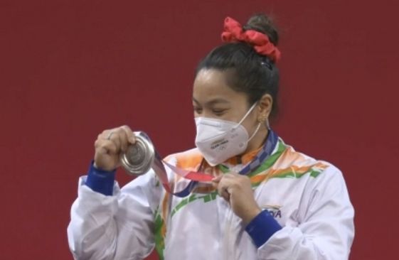 Parliament hails Olympic silver medallist Mirabai Chanu
