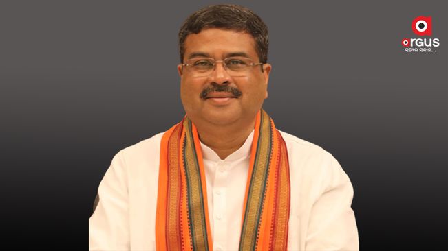 Congratulations shower on new Union Education Minister Pradhan