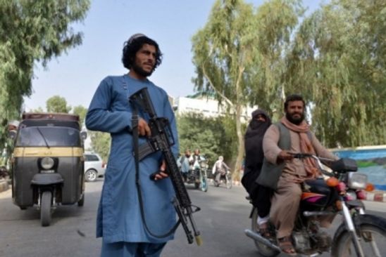 'US senators seek investigation into Pak's role in Taliban victory'