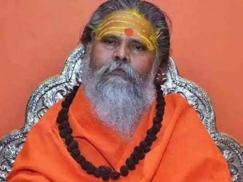 Mahant Narendra Giri, the chief of Akhil Bhartiya Akhara Parishad