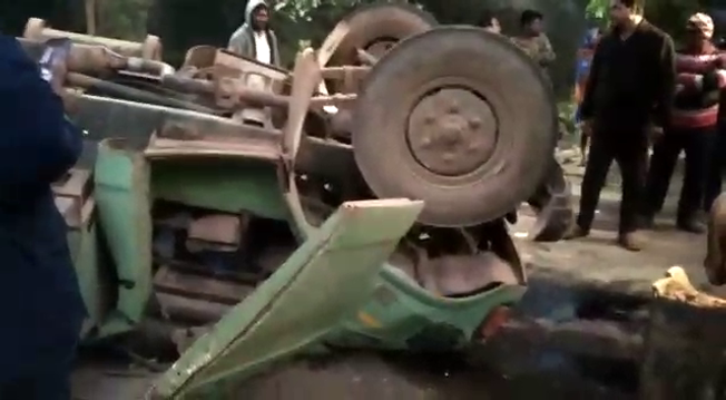 1 killed, 2 others critical as bricks-laden truck overturns in Nayagarh