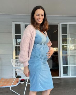 Evelyn Sharma flaunts baby bump on social media