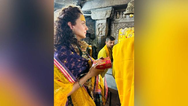 Kangana visits Bagalamukhi Temple on 37th b'day: 'Mere shatruon ka naash ho'