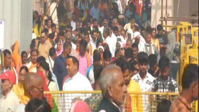 Devotees Throng Ayodhya's Ram Mandir For First Holi After Pran Pratishtha