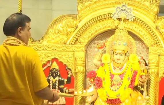 Delhi: First Day Of Shardiya Navratri Celebrated With Aarti At Jhandewalan Mata Temple