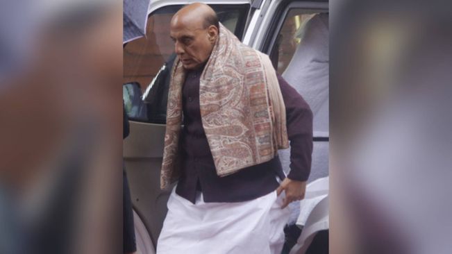 Defence Minister Rajnath Singh to celebrate Holi with troops in Siachen