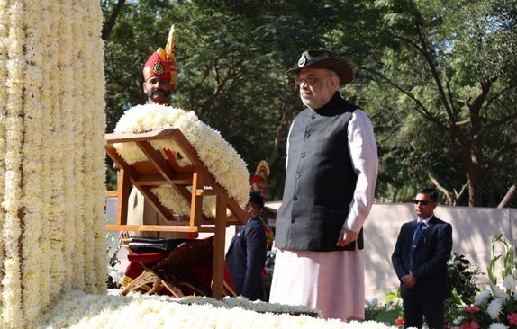 Amit Shah Attends BSF's 60th Foundation Day Parade In Jodhpur, Pays Floral Tribute