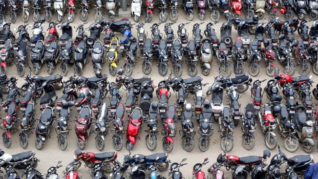 2-Wheeler Sales Surge To Record High Of 21.64 Lakh Units In India In October