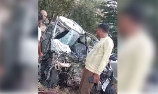 Car Collides With Truck, Claims Five Lives On Greater Noida Expressway