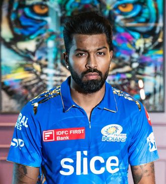 Pandya is not eligible for 18 crores, why did the former cricketer say this..