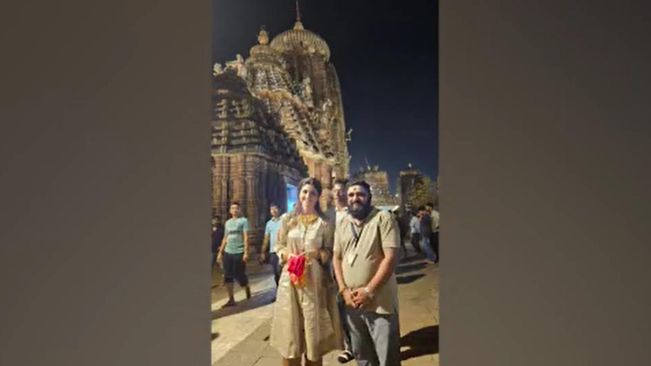 Shilpa Shetty's Photos, Videos At Lingaraj Temple Sparks Outrage