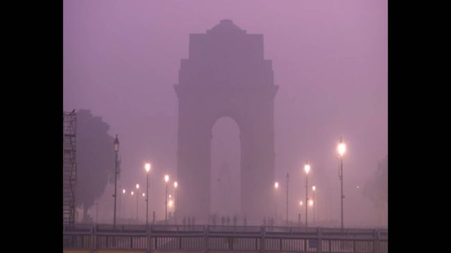 Delhi-NCR Wakes To A Layer Of Dense Fog As Cold Wave Grips Capital