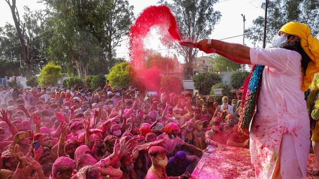 "May this festival of happiness...":Amit Shah, Rajnath Singh extend warm Holi wishes to countrymen