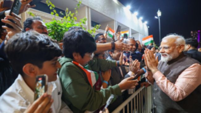 PM Modi meets Indian diaspora in Qatar, says 'grateful' to community