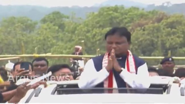 Odisha CM Majhi Arrives At His Hometown, Holds Roadshow