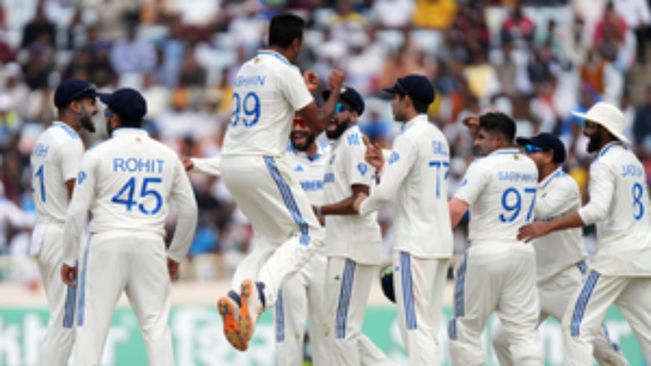 4th Test: India beat England by 5 wickets in Ranchi, seal series