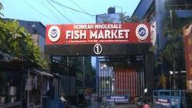 Sale of fish affected in Howrah fish market due to protests in Bangladesh