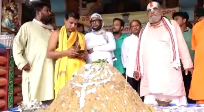 Festive atmosphere all over Odisha for Draupadi-murmu