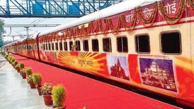 MP Sangeeta Kumari Singh Deo Flags Off Special Aastha Train From Balangir To Ayodhya