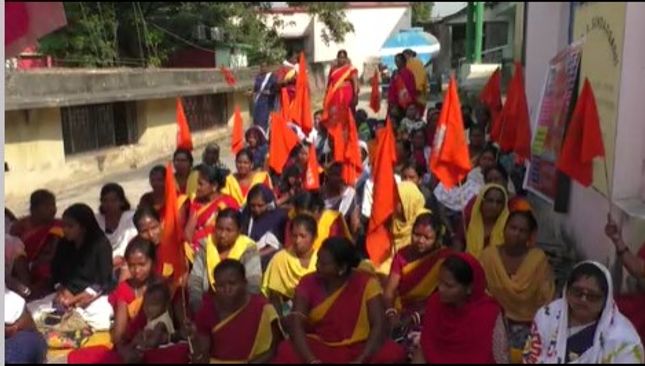 Anganwadi Workers begin cease-work agitation in Sundargarh