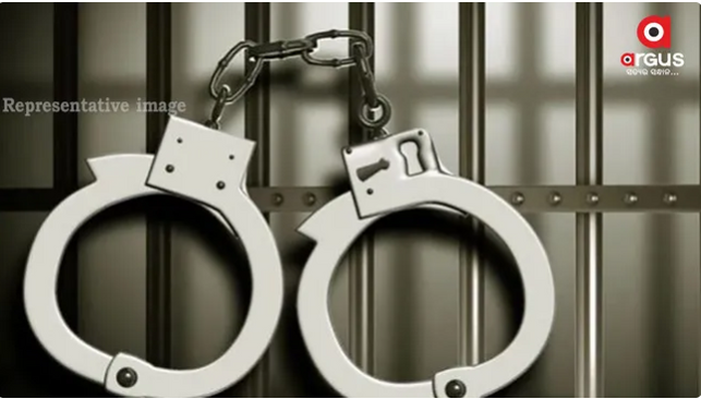 Two arrested in Puri for duping youth on false Job promise