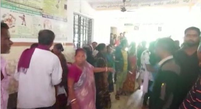 Balasore: 12 schoolgirls taken ill after eating MDM