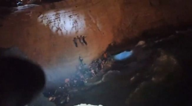 15 dead as migrant boat sinks off Greek island