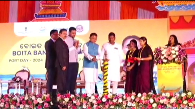 CM Majhi Inaugurates Boita Bandana Utsav At Paradip