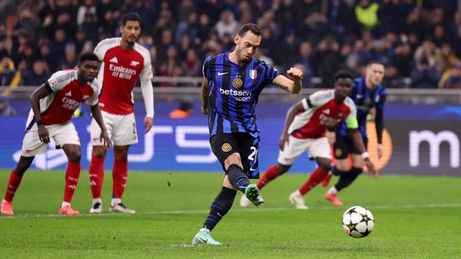 Champions League: Inter Edge Arsenal; Barca Beat Crvena Zvezda In Goal Fest