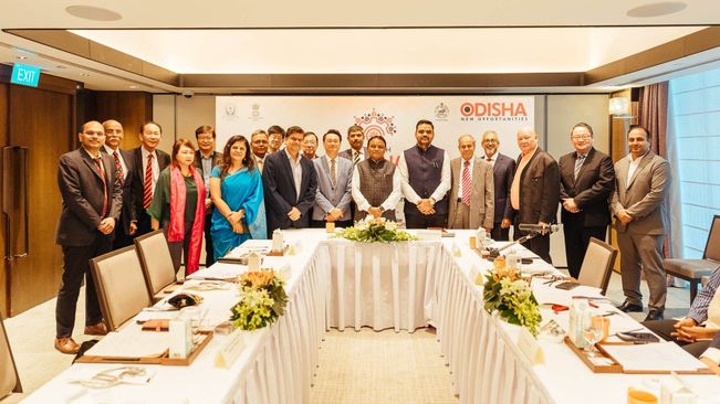 CM Majhi Takes Part In Industry Roundtable As Part Of His Singapore Visit