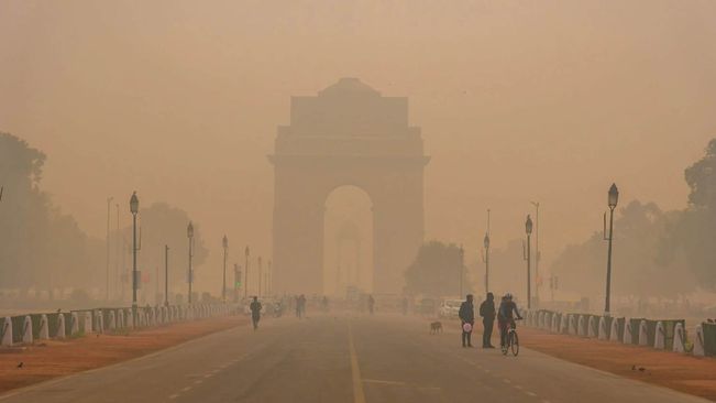 Delhi Air Quality Remains In 'Severe' Category